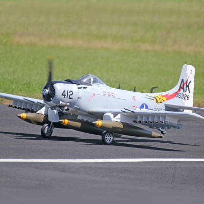 Skyraider (35-60cc) 2.18m / 86in, Grey