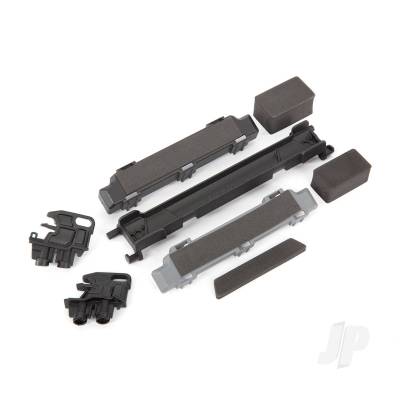 Battery hold-down / mounts (front & rear) / battery compartment spacers / foam pads (fits Maxx with extended chassis (352mm wheelbase))